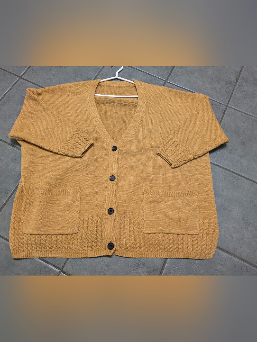 Winter Weight Overaized Cardi XXL ( Free With $50.00 Purchase)
